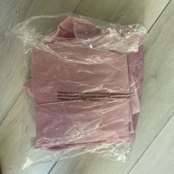 Juicy Couture Velvet Fleece Long Sleeve Crew Top & Flare Pant L Mauve NWT IN PKG - Picture 4 of 4